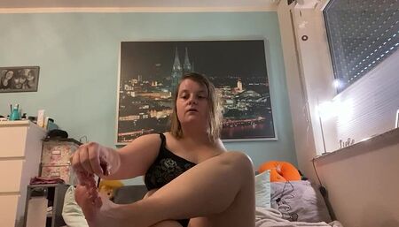 Painting my feet in lingerie