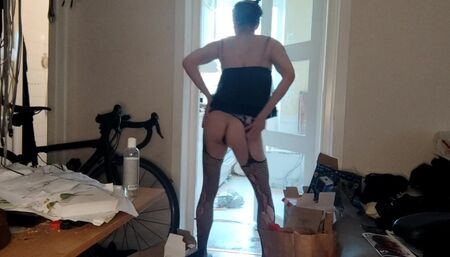 Lean sissyboy shakes ass wth a vibrating butt plug on max level