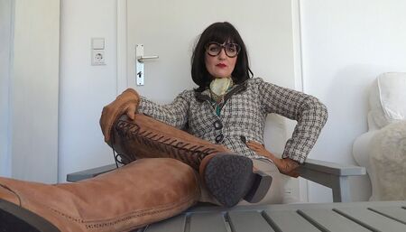 Fuck your cock in the boot cunt and spray!