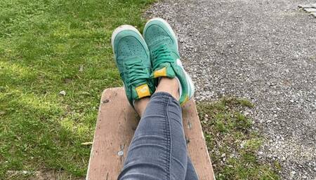 SWEATY SNEAKERS SHOEPLAY AND HOLE IN HER SOCK - MP4 HD