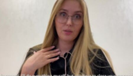 A stepson with broken arms poured sperm into the pussy of a kind stepmother. - Thank you stepmother