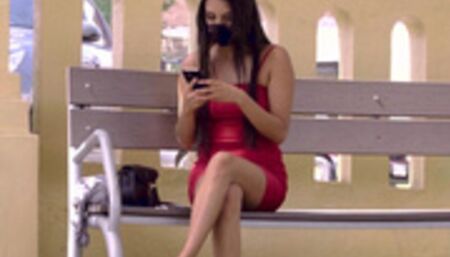 Cuanto quieres por tu TANGA? - SEXO por DINERO