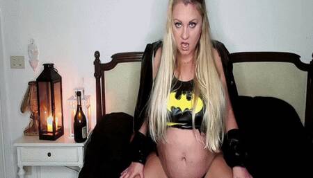 Superheroine has a super belly and a super burp   MP4(1920*1080)HD