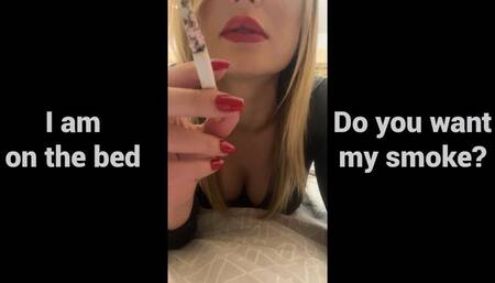 I feed you my smoke very close - red lips and red nails