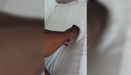 body pantyhose heels red