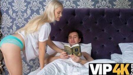 Dinner with mom makes stepsiblings in the mood for quick sex