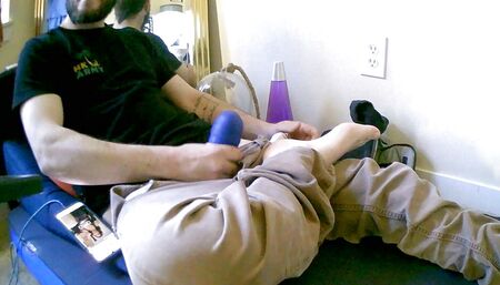 Stroker heals hot wheelchair guy