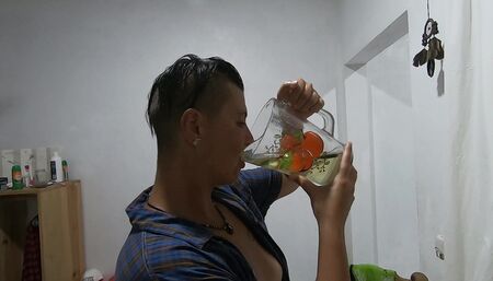 One liter of pee-lemonade, we drink our piss from a jug