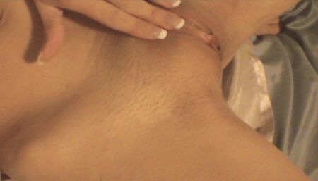 Italian student films herself while fingering her pussy