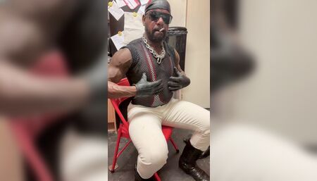 Black Bodybuilder Smoking,  Posing, Muscle Flexing &.Cumming