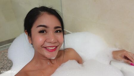 Sexy Thai bath time