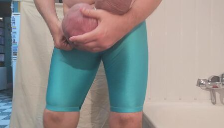 Freeballing in lycra sportswear