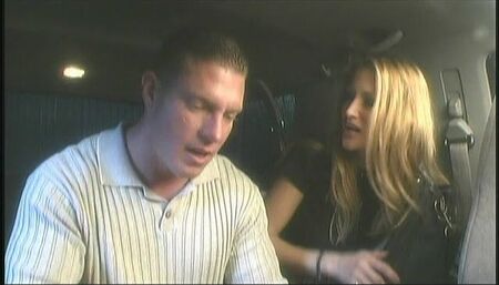 Two stripper sucks and shared the big cock of a rich guy