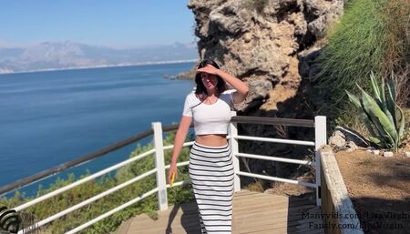 Breakfast ended with cum on my face