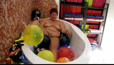 Annadevot - Naked balloon bad