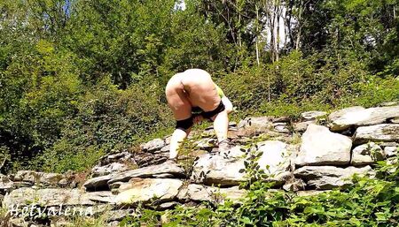 Hiking piss slut (7 scenes)