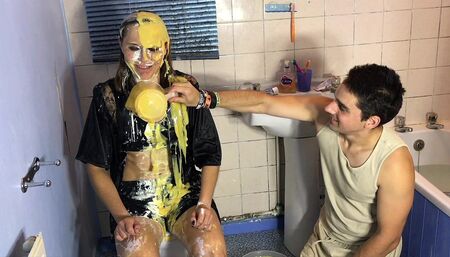 Omg sexy gothic girl gunged in custard and gravy!