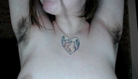 lick hairy pits enjoy bodytour and hairy pussy