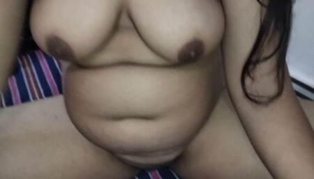 Indian housewife playing in hotel room with her boyfriend dick to get satisfaction