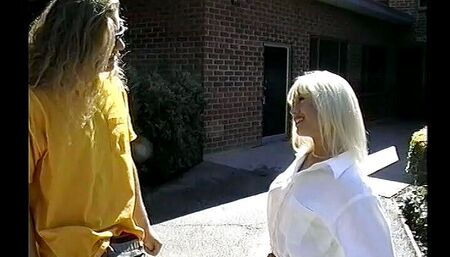 College bro picks up teen slut for quickie in the dorm