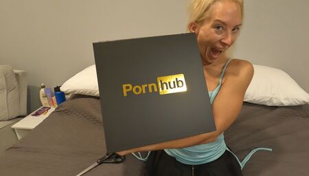 Unboxing my pornhub 25k subscriber swag box