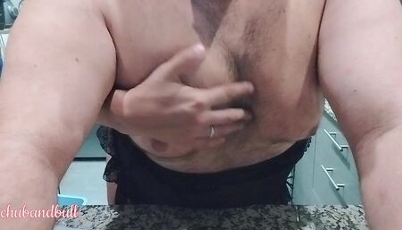 Enjoying the boobs of the cow