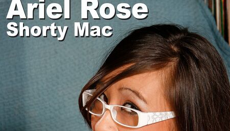 Ariel Rose & Shorty Mac: suck, fuck, cumshot.