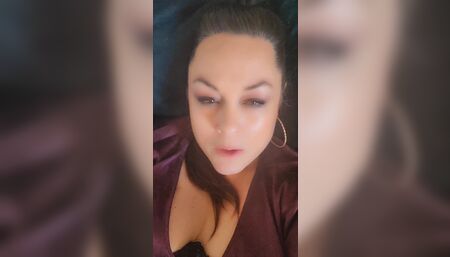 Fucking my pussy with a dildo makes me cum so good