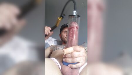 Penis pump works