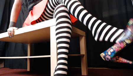 Be my 1st pantyhose slave