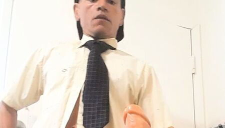 Borila Smelling roommate's dildo and underwear