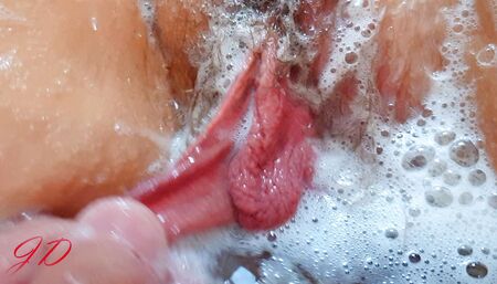 JuicyDream - Pussy play and cum on her ass in the bathtub