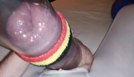 Pumping with cockring on