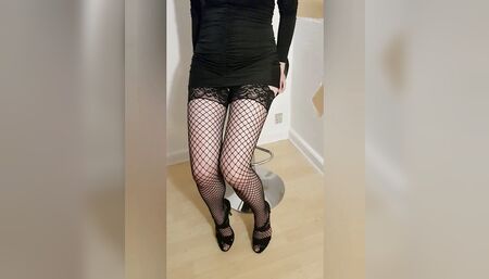 Private home gangbang suck dick