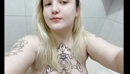 Blonde masturbate yourself in bathroom