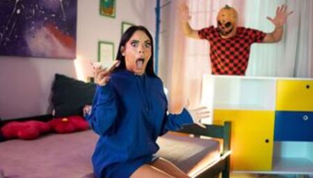 Housemates Halloween Prank