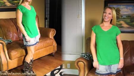 Amateur Mom Montana plays with cock on casting couch