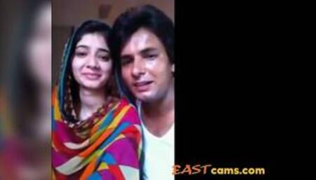 Super Hot cute GF Smooch n Kiss & Boob Press