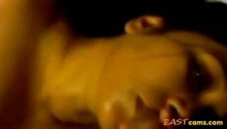 desi aunty playing with a small dick