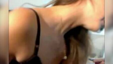 Amateur Webcam Anal Fisting and Dildo