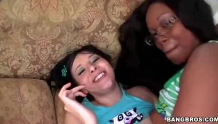 Big Ass Interracial FFM Threesome