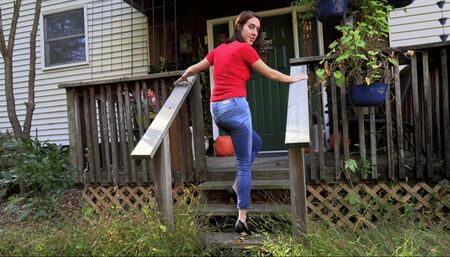 Cadence's Stuck Zipper (MP4 1080p) - Cadence Lux