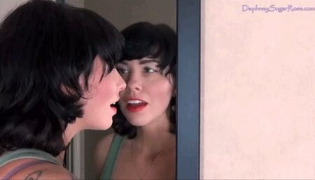 * 854x480p * Admiring my lips & nose In The Mirror - MOV