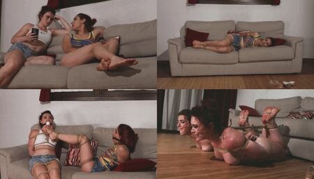 Alexis and Grace - A game for two (ultraHD)