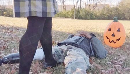 Outside ballbusting and trample