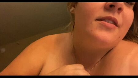 BBW Rubs Stuffed Belly