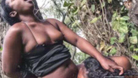 Outdoor lesbian african pussy eating on sexy detour from market