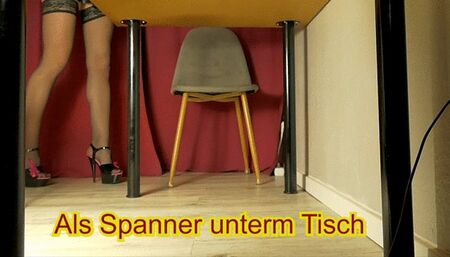 Tensioner under the table - Spanner unter dem Tisch