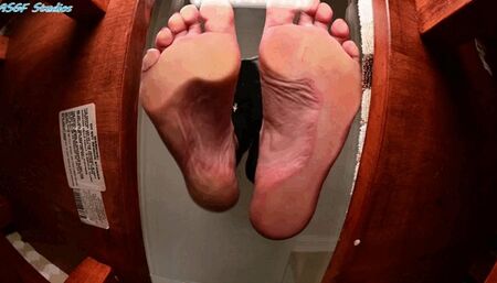 Dr Lee finds out Richard likes to be SQUISHED! - MP44