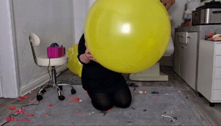 Mila - Balloon freestyle - part02